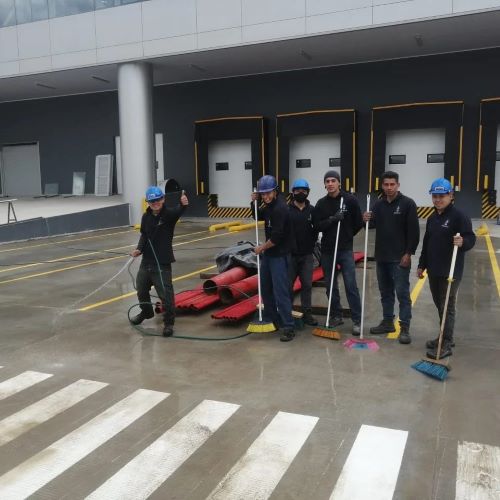 Servicio de limpieza y aseo para empresas y oficinas